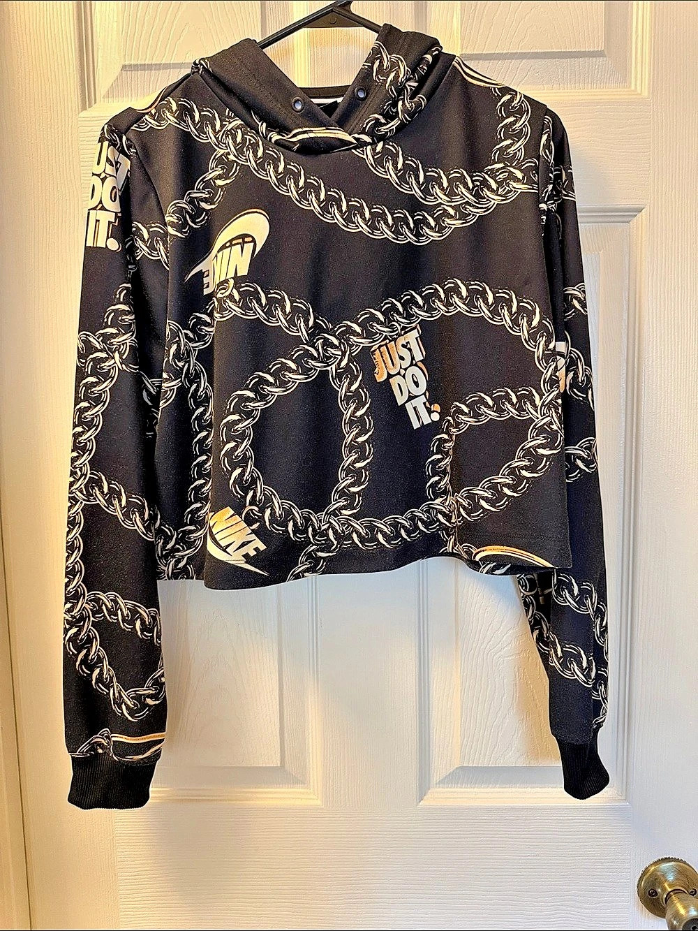 Nike Women's Glam Dunk Chain Print Crop Hoodie